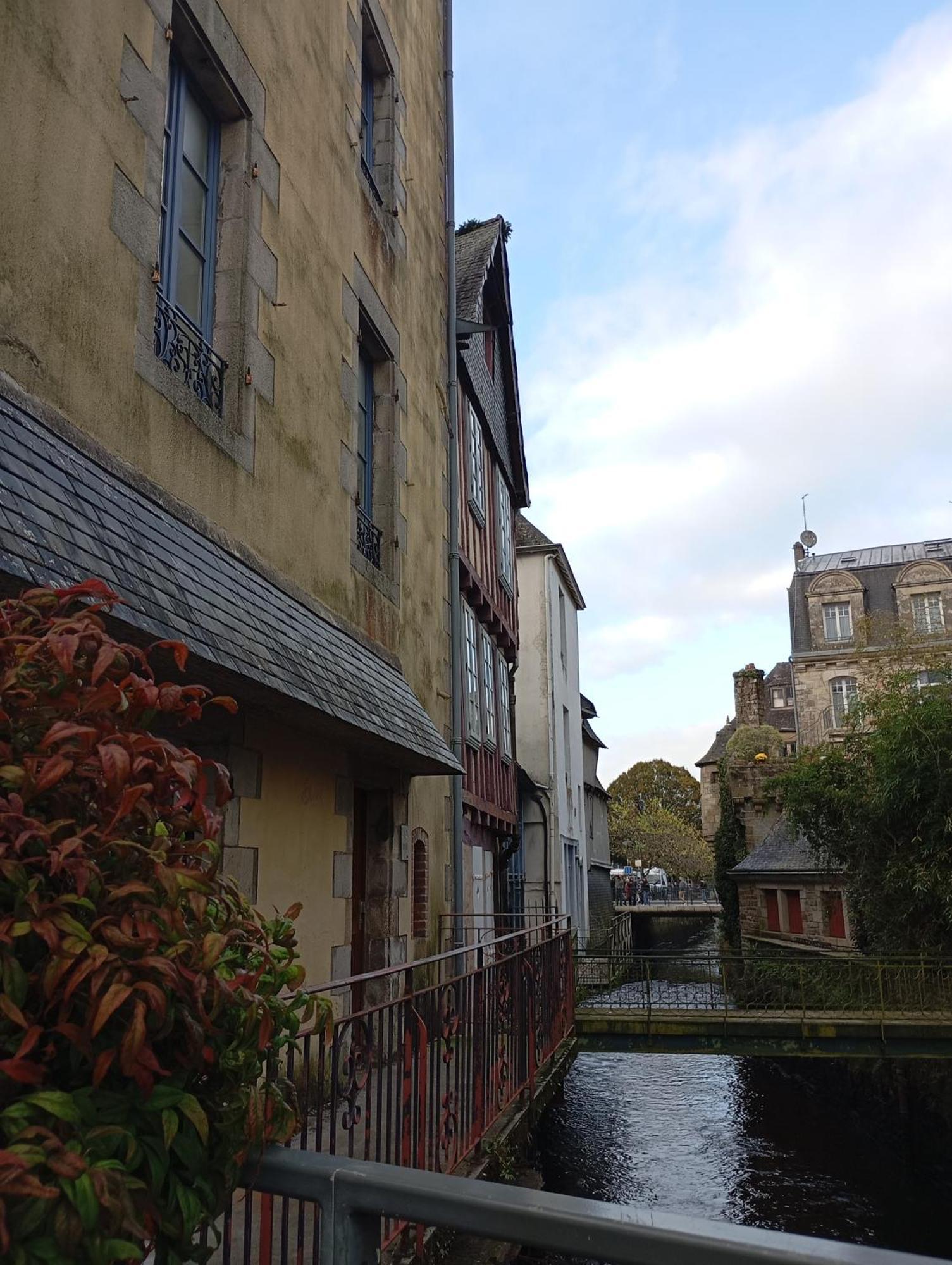 Escapade Romantique Sous Les Toits De Kereon - Centre Historique, Rue Pietonne Quimper Esterno foto